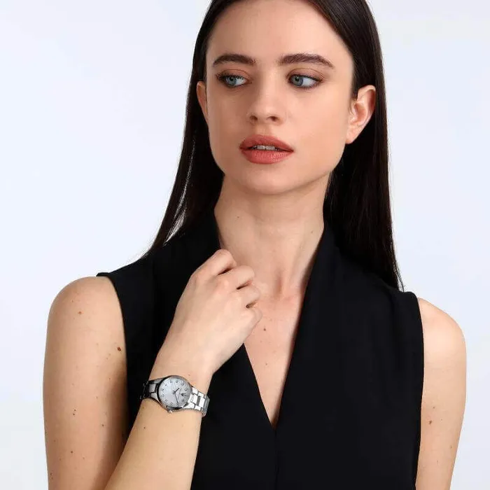 Maserati Watches Ladies watch Maserati Attrazione with pearl dial and zirconium 30 mm