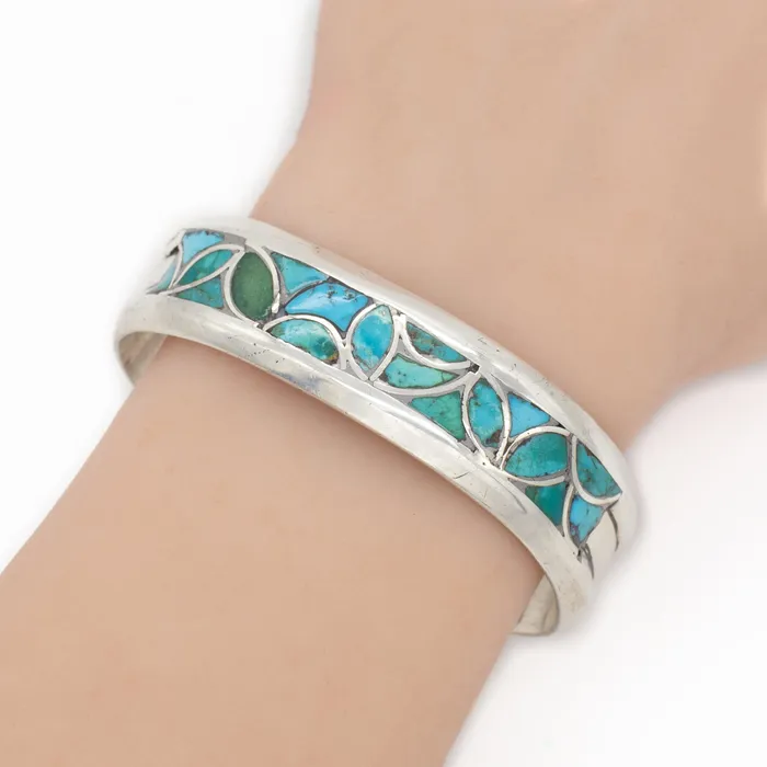 Crown Jewels Coin Bracelets Navajo Handmade Sterling Silver Turquoise Cuff Bracelet Hallmark Unknown