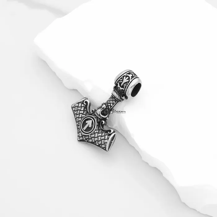 Stainless Steel Thors Hammer Pendant Glitters Necklaces